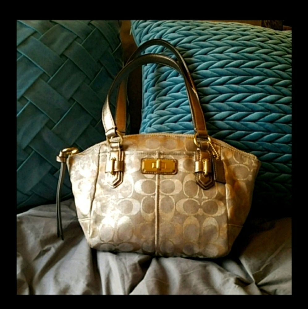 Coach New Chelsea patina satchel